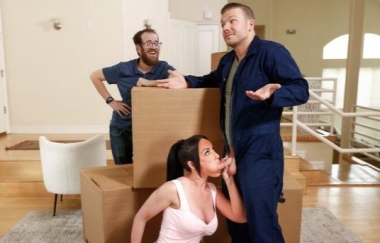 Jennifer White - Boxed And Banged - Hornyhostel
